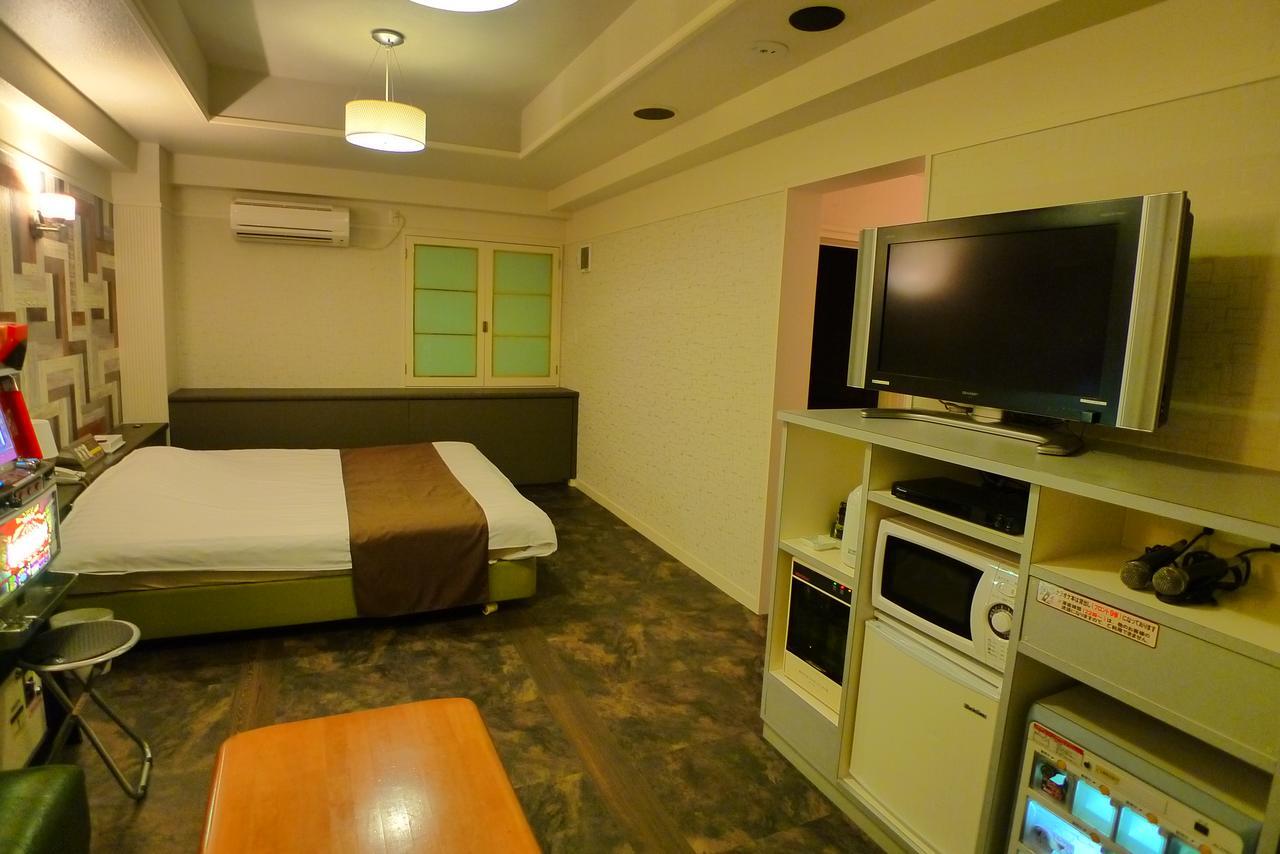 Hotel Golf III Atsugi (Adults Only) Exterior photo
