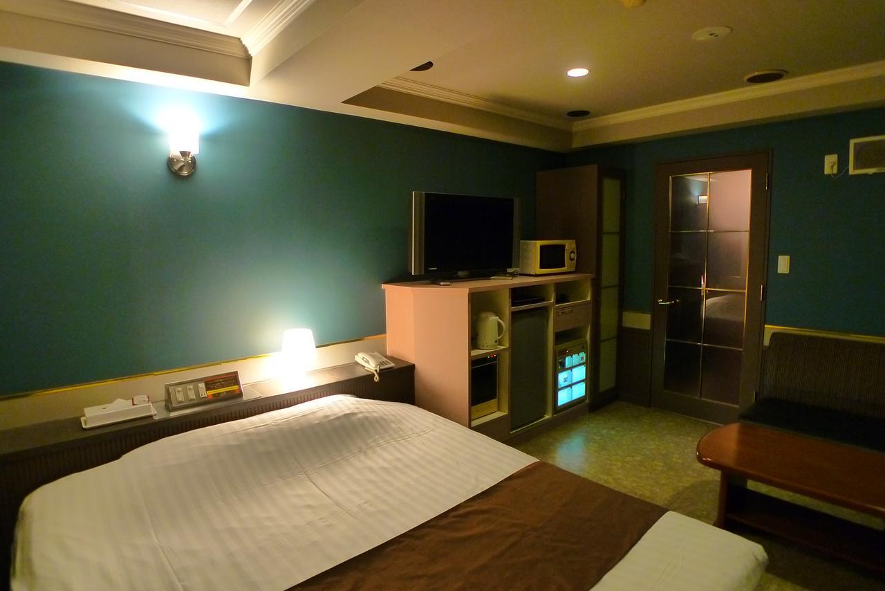 Hotel Golf III Atsugi (Adults Only) Exterior photo